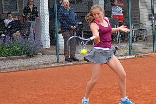 Tolle Spiele bot bisher die 13-jährige Karina Hofbauer in der Landesliga
